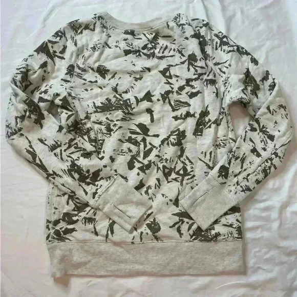 Tek Gear Women’s Long Sleeve Crewneck Sweatshirt Small Off White Gold Glitter - Picture 4 of 4